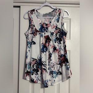 Youtalia Medium Women’s Tank Top